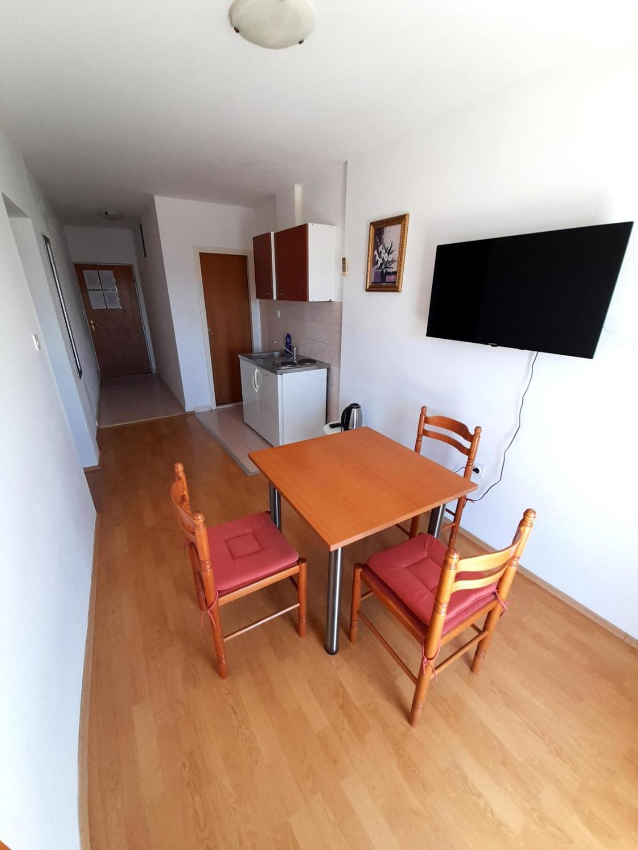Apartments Nikolas Vodice Exteriör bild
