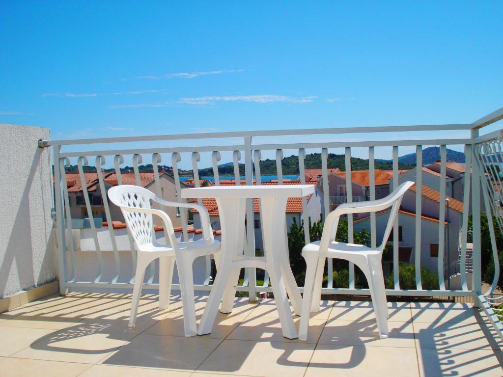 Apartments Nikolas Vodice Rum bild